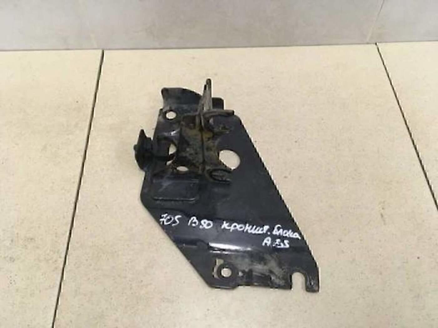 Кронштейн блока ABS (насос) FAW Besturn(B50) 2009-2016