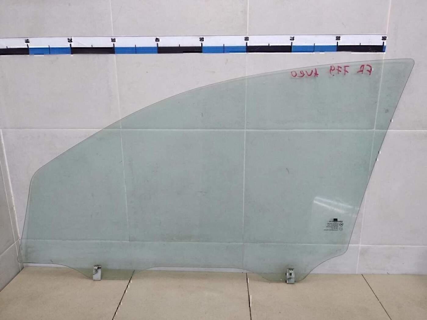 Стекло двери передней правой Chevrolet Aveo (T200) 2003-2008