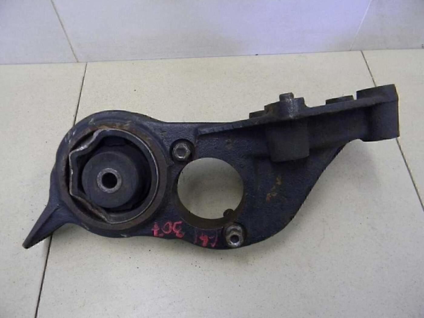 Кронштейн промежуточного вала CITROEN C4 2005-2011