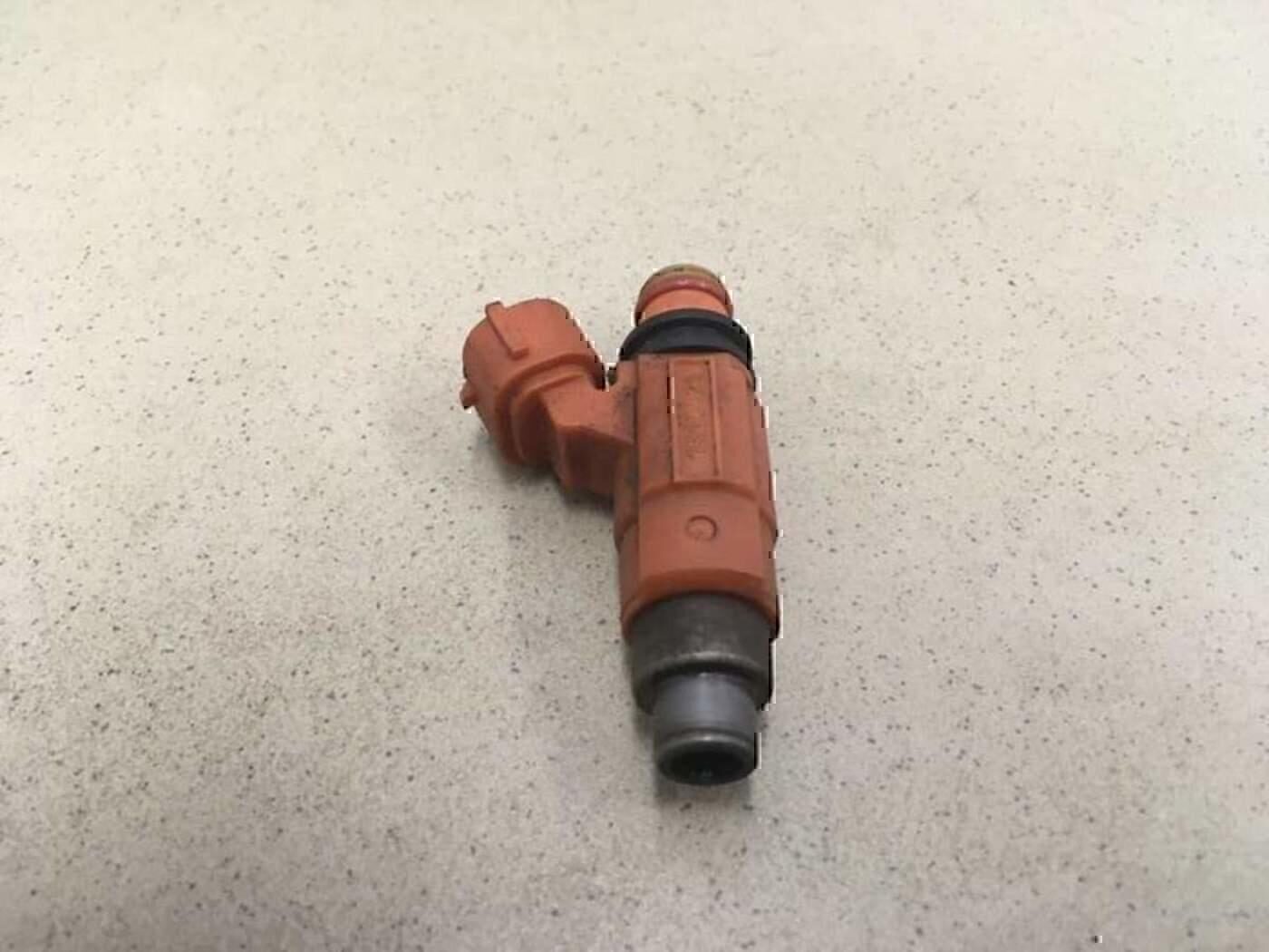 Форсунка инжекторная электрическая MITSUBISHI Carisma (DA) 1999-2003