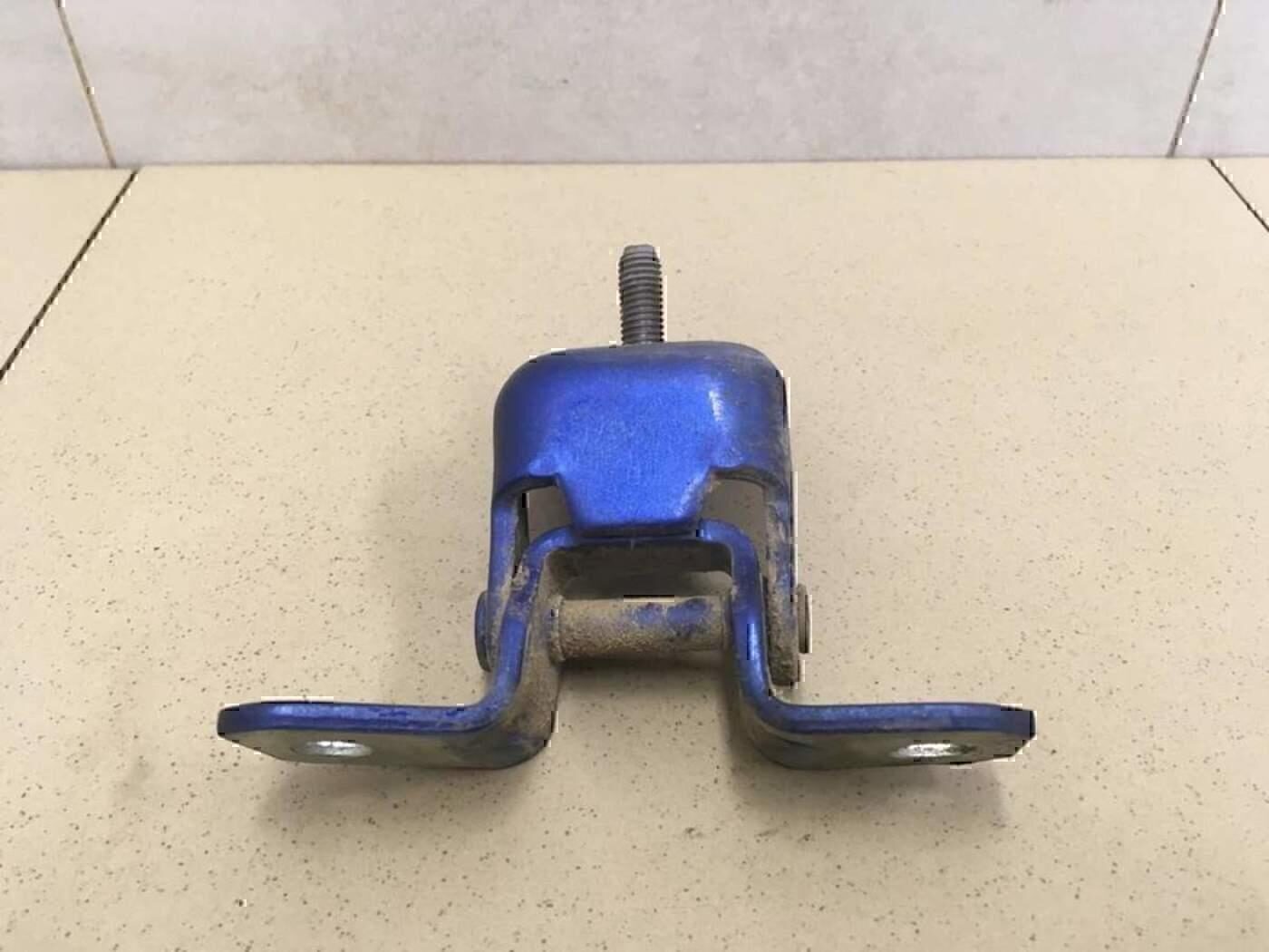 Петля двери задней левой верхняя MAZDA Mazda 6 (GG) 2002-2007