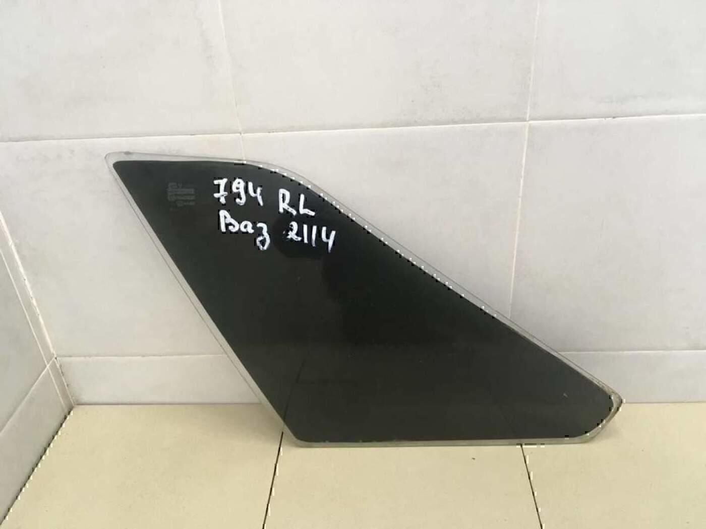 Стекло кузовное глухое левое VAZ Lada 2114