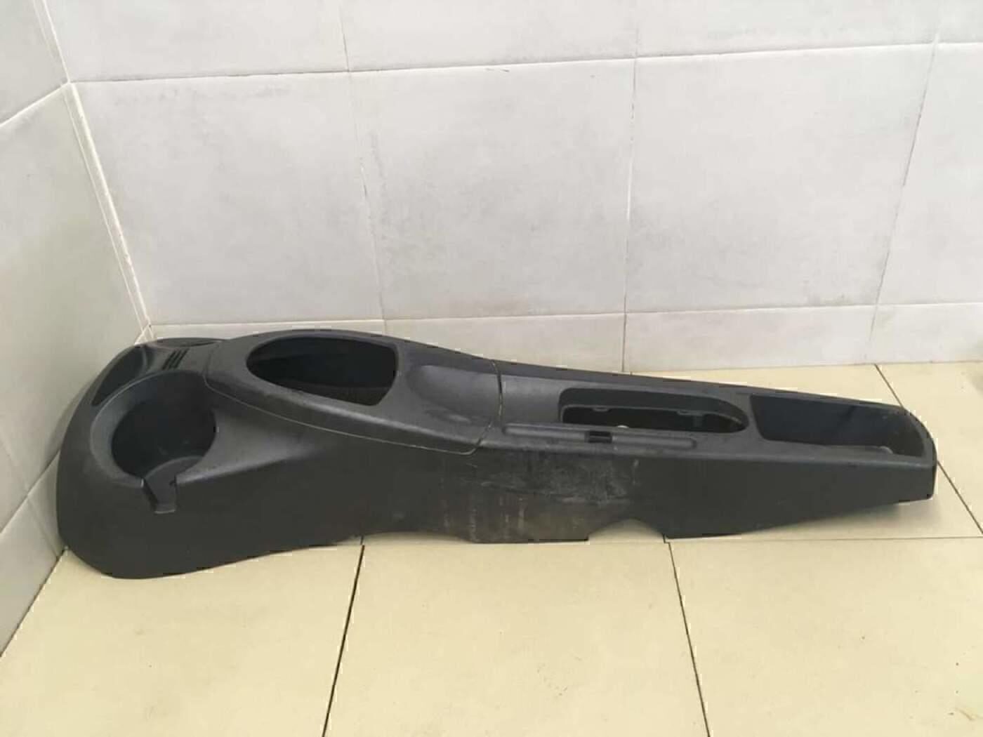 Консоль FORD Focus I 1998-2004