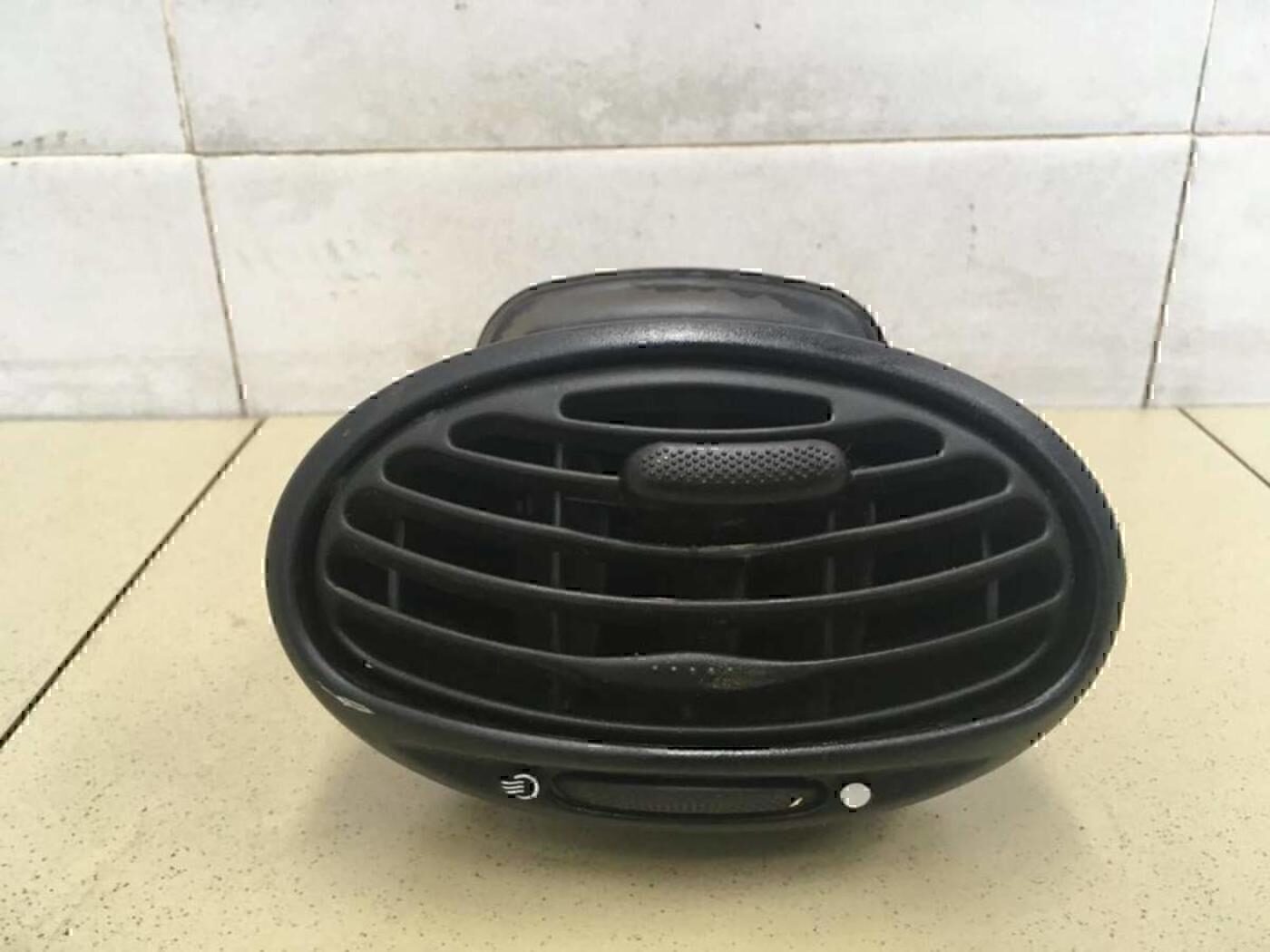 Дефлектор воздушный FORD Focus I 1998-2004