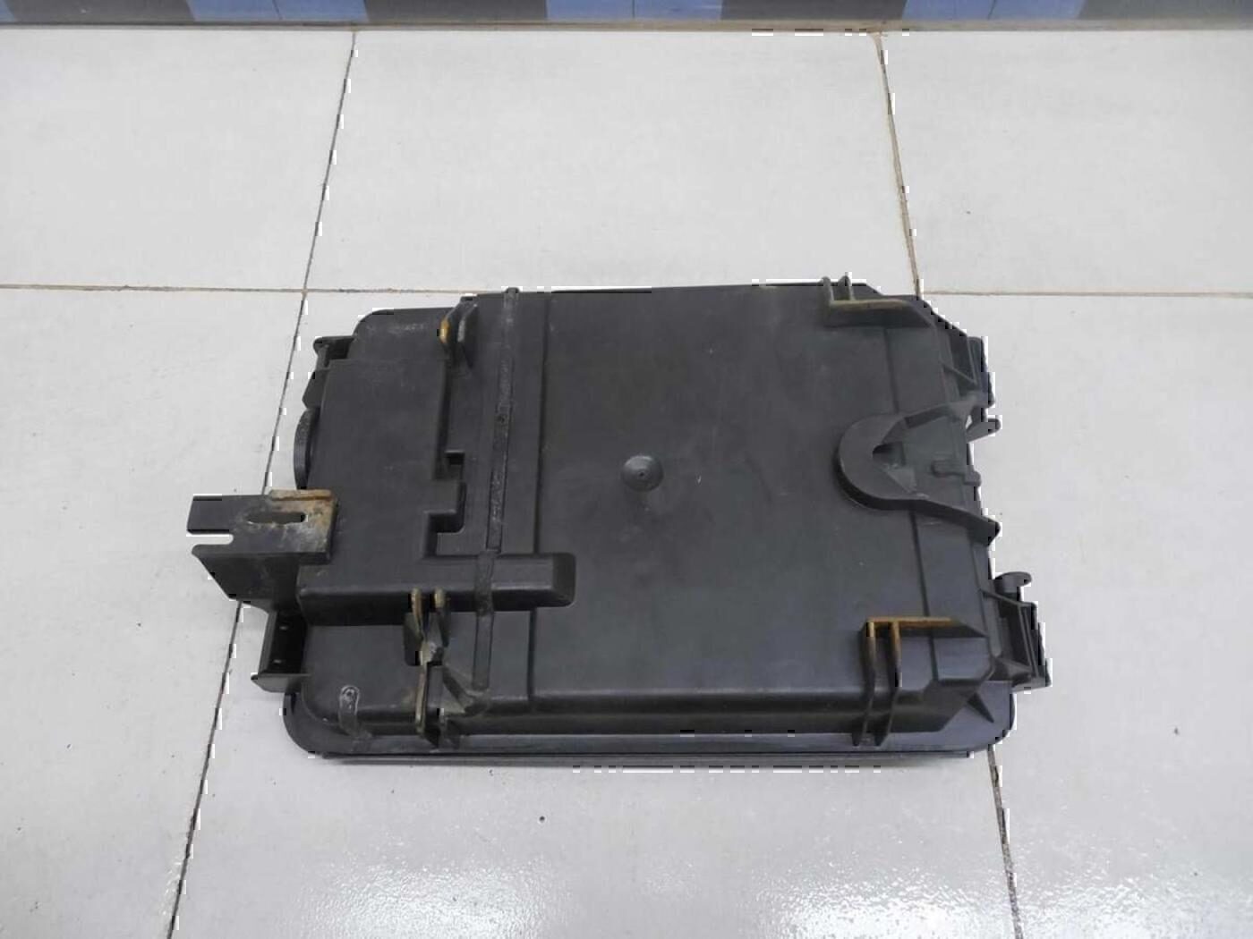 Корпус блока предохранителей Audi A4 [B5] 1994-2000