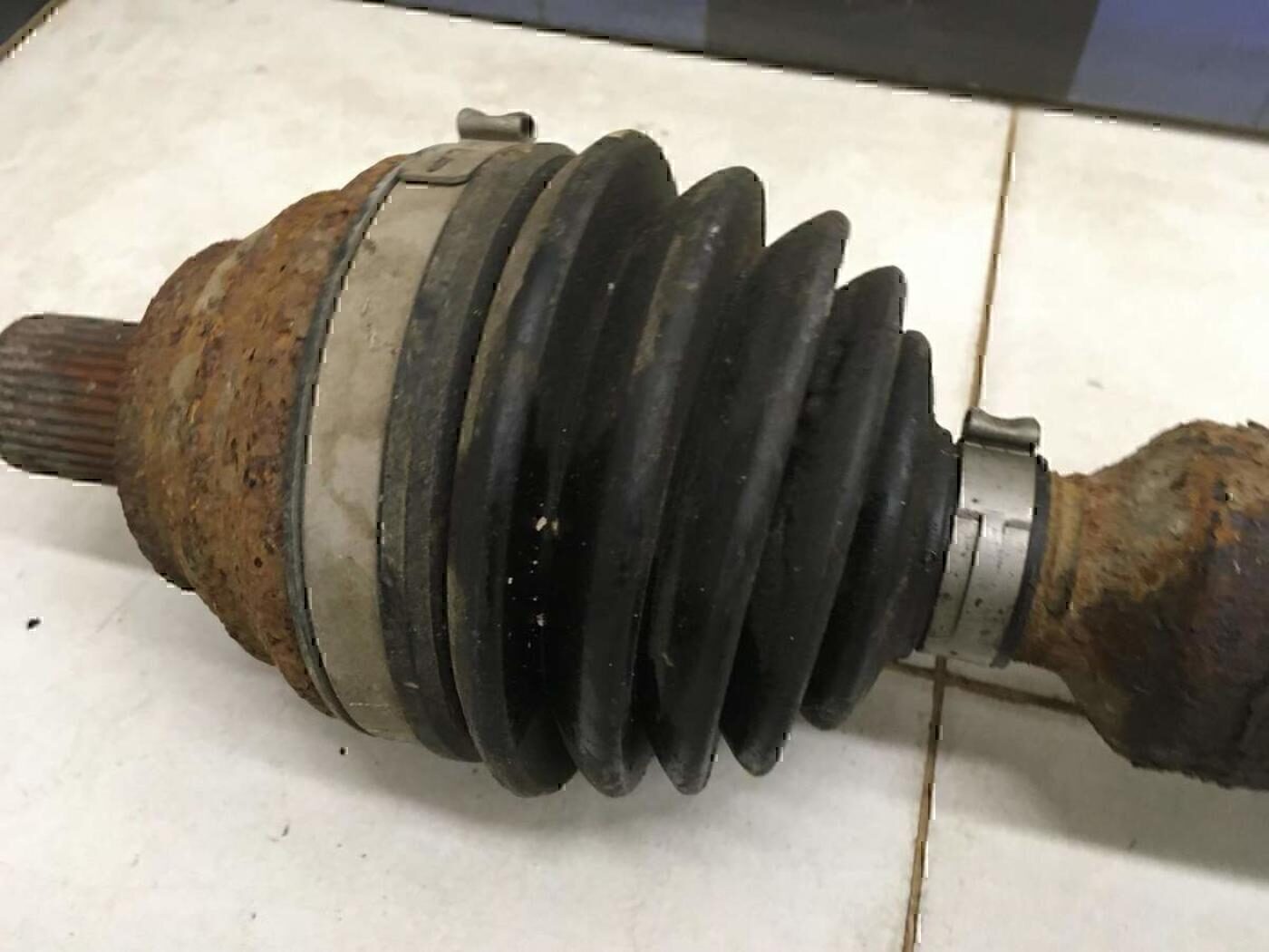 Полуось передняя правая — фото 3