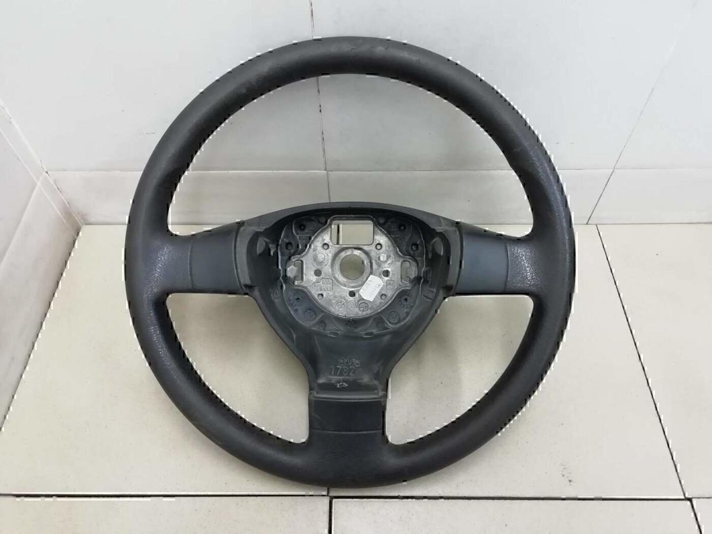 Рулевое колесо для AIR BAG (без AIR BAG) VW Caddy III 2004-2016