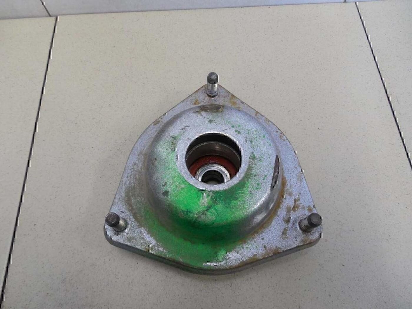 Опора переднего амортизатора VAZ Lada 2110