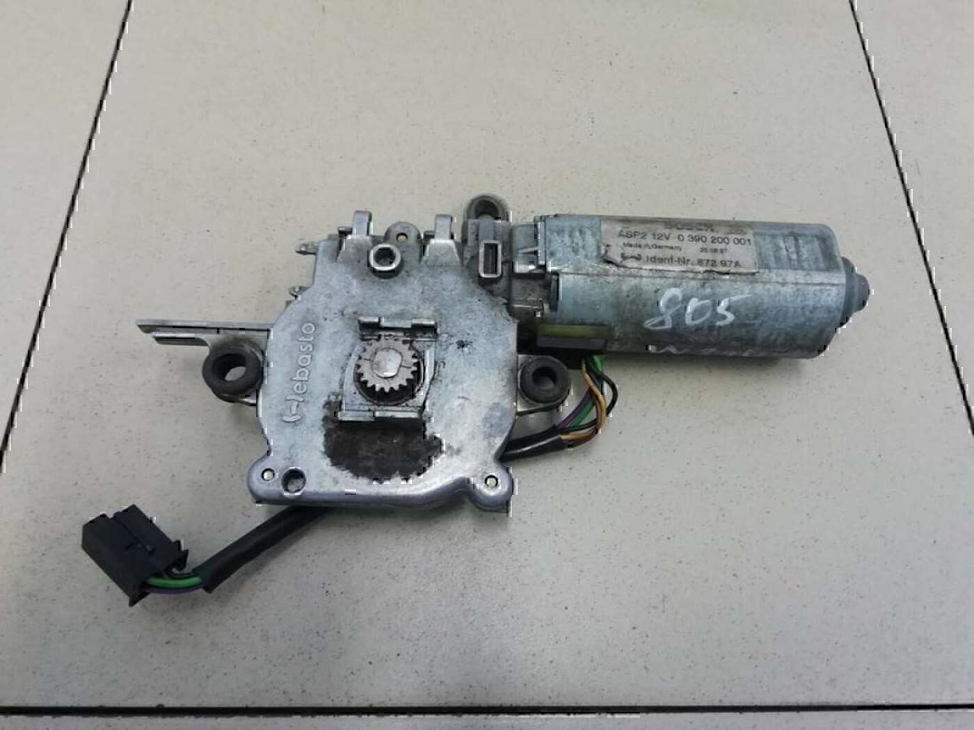 Моторчик люка MERCEDES-BENZ W210 E-Klasse 1995-2000