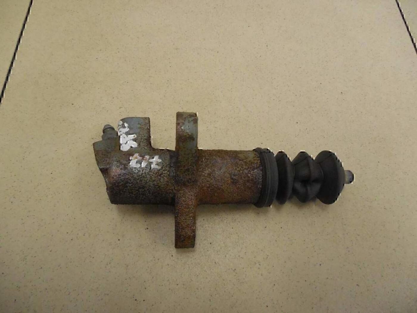 Цилиндр сцепления рабочий MITSUBISHI Carisma (DA) 1995-1999