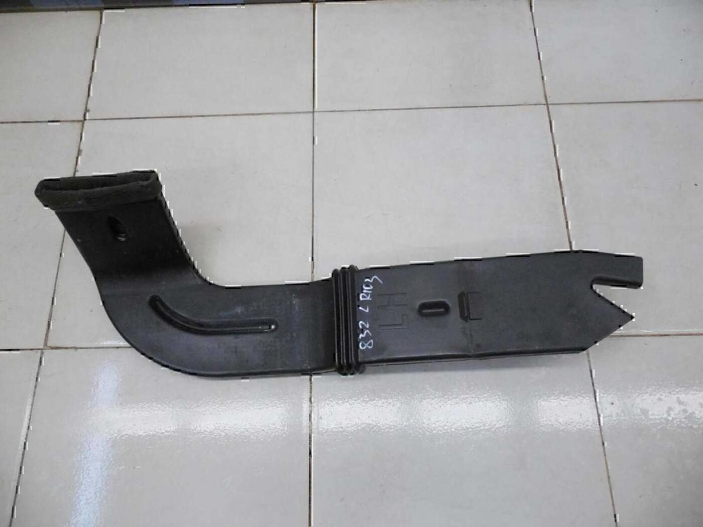 Воздуховод HYUNDAI Solaris 2010-2017