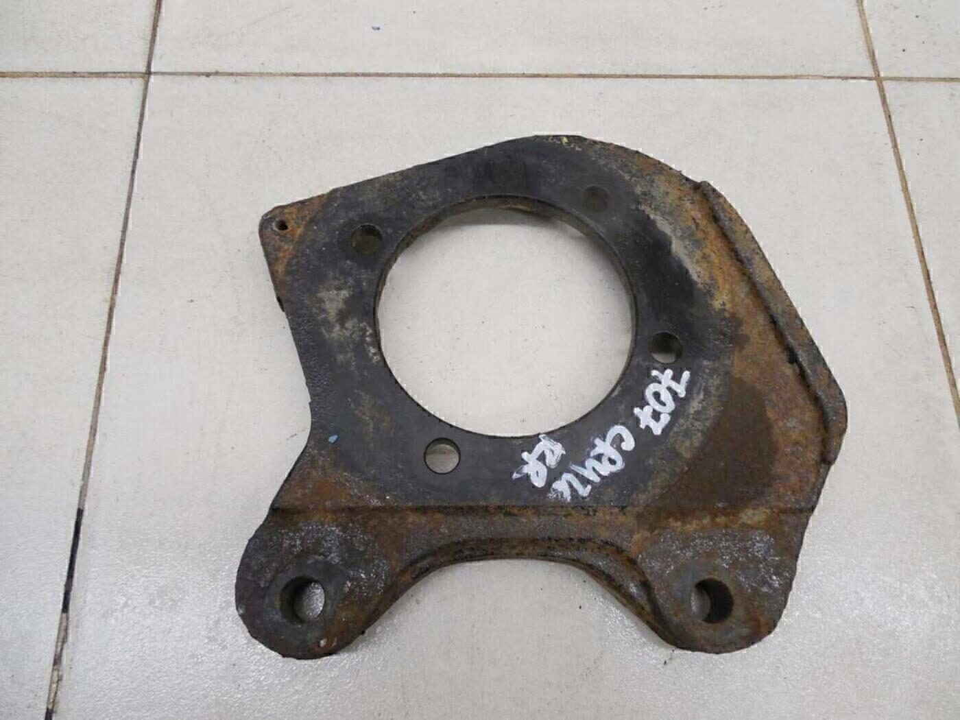 Скоба суппорта заднего Chevrolet Cruze 2009-2016