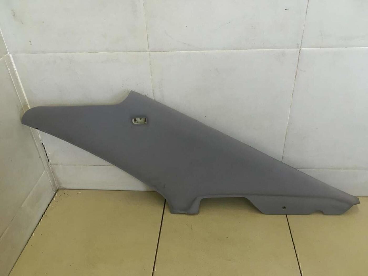 Обшивка стойки PEUGEOT 607 2000-2010