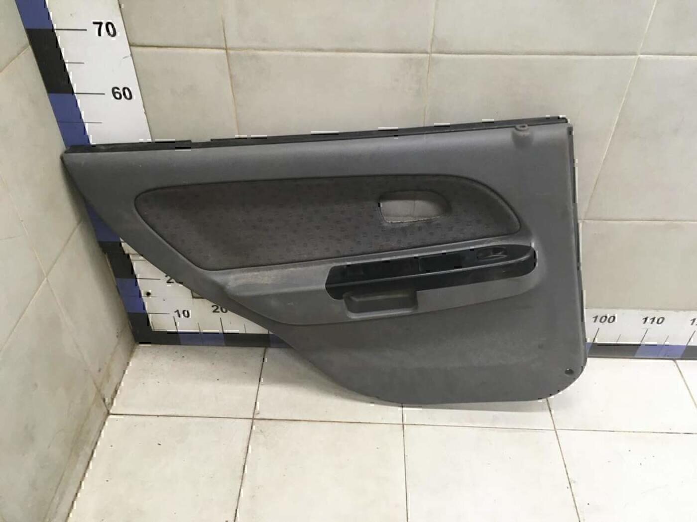 Обшивка двери задней левой KIA RIO 2000-2004