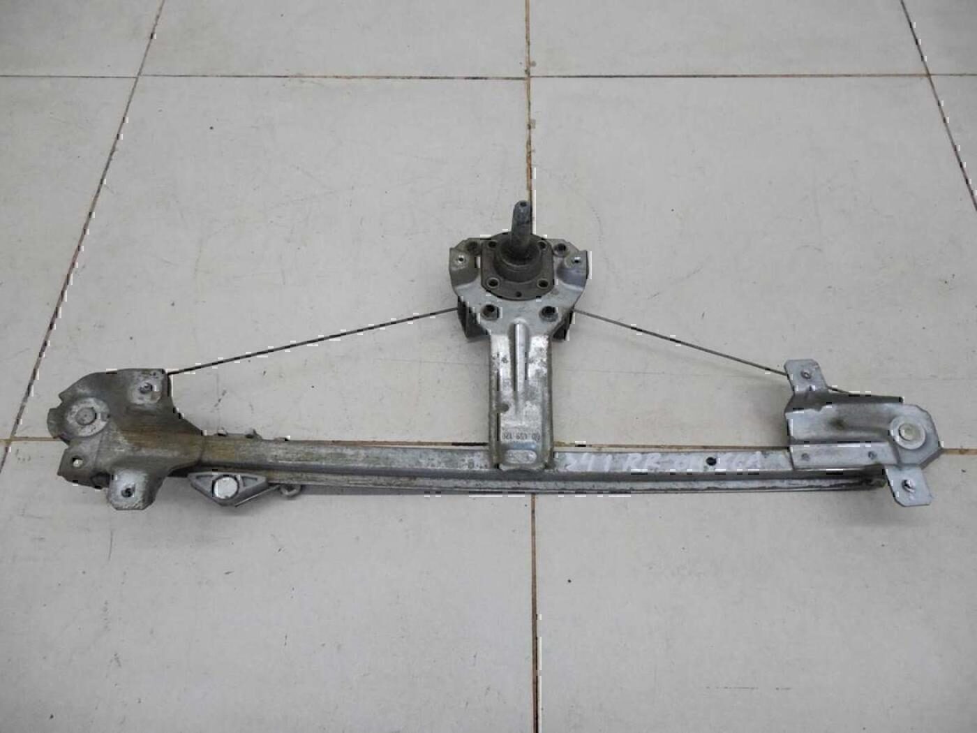 Стеклоподъемник механ. задний правый OPEL Omega B 1994-2003