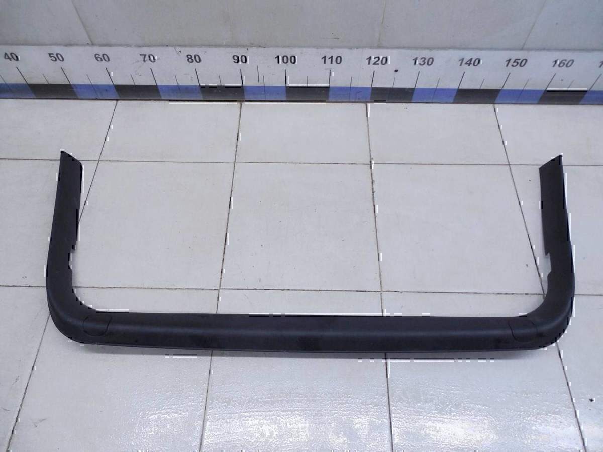 Обшивка двери багажника KIA Sportage 2004-2010