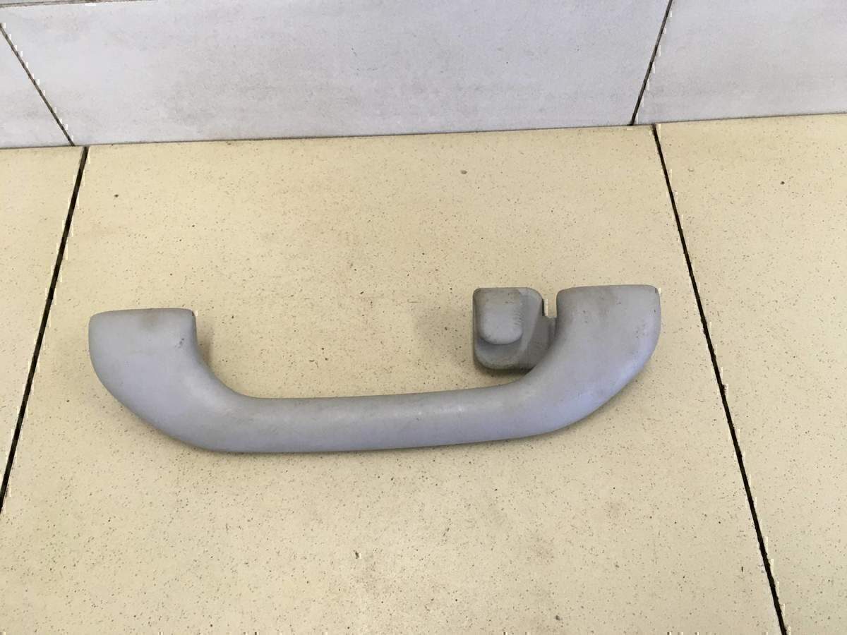 Ручка внутренняя потолочная MITSUBISHI Lancer (CS/Classic) 2003-2006