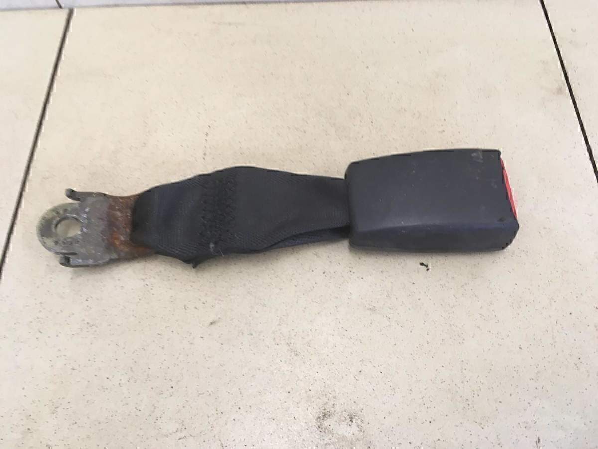 Ответная часть ремня безопасности MITSUBISHI Lancer (CS/Classic) 2003-2006