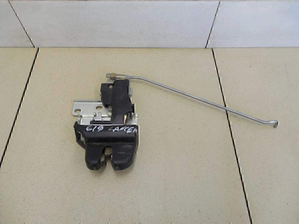 Замок багажника MITSUBISHI Lancer (CS/Classic) 2003-2006