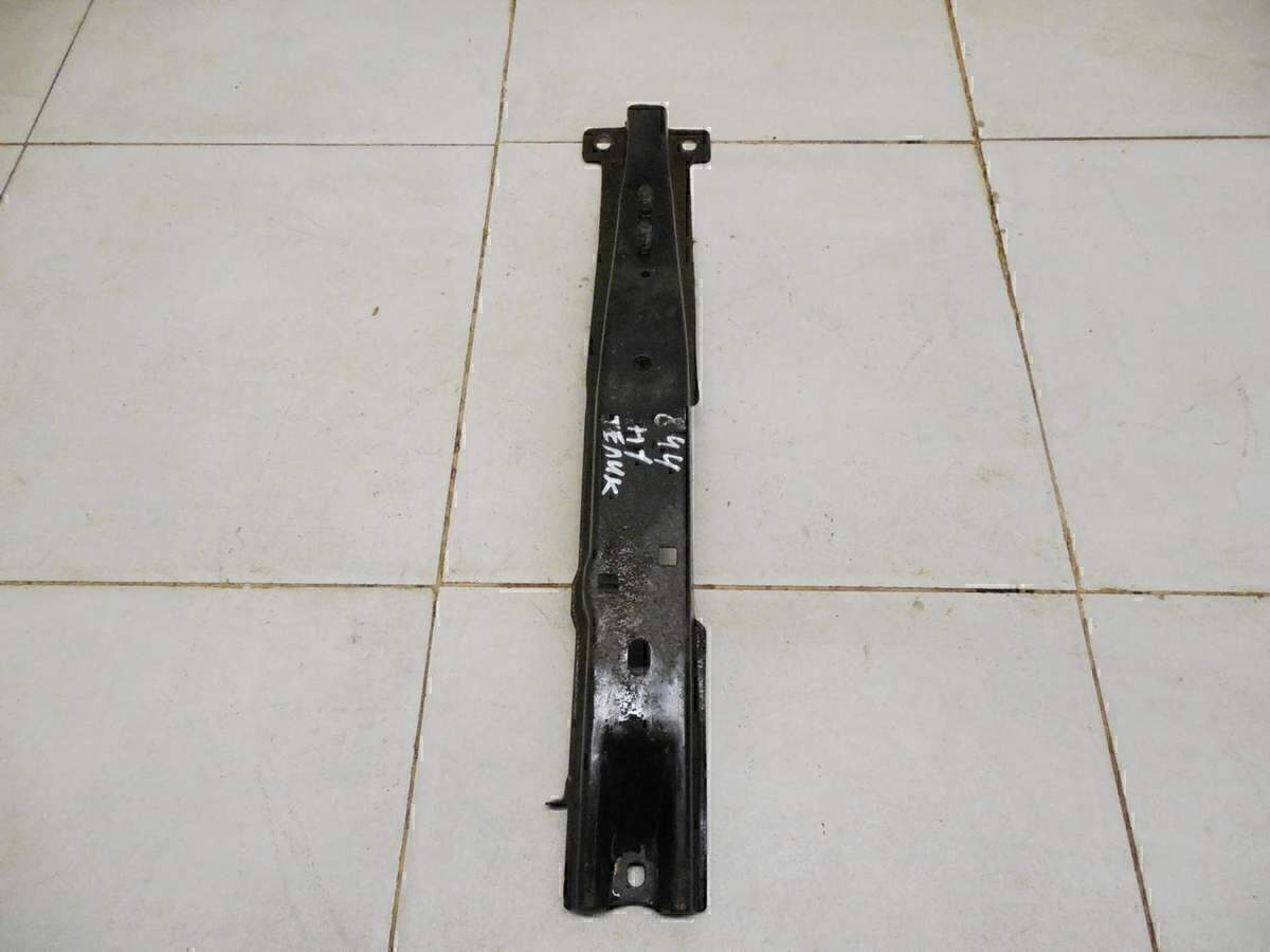 Кронштейн замка капота GREAT WALL Hover H5 2010>