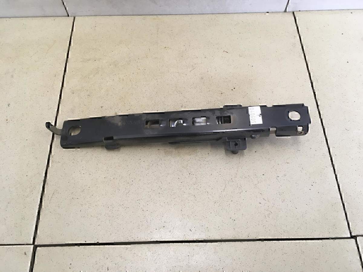 Механизм регулировки ремня безопасности KIA Sportage 2004-2010