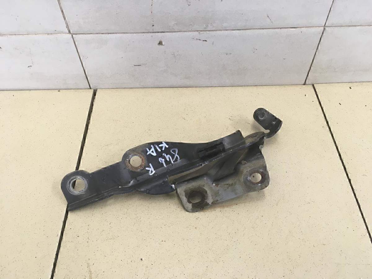 Петля капота правая KIA Sportage 2004-2010