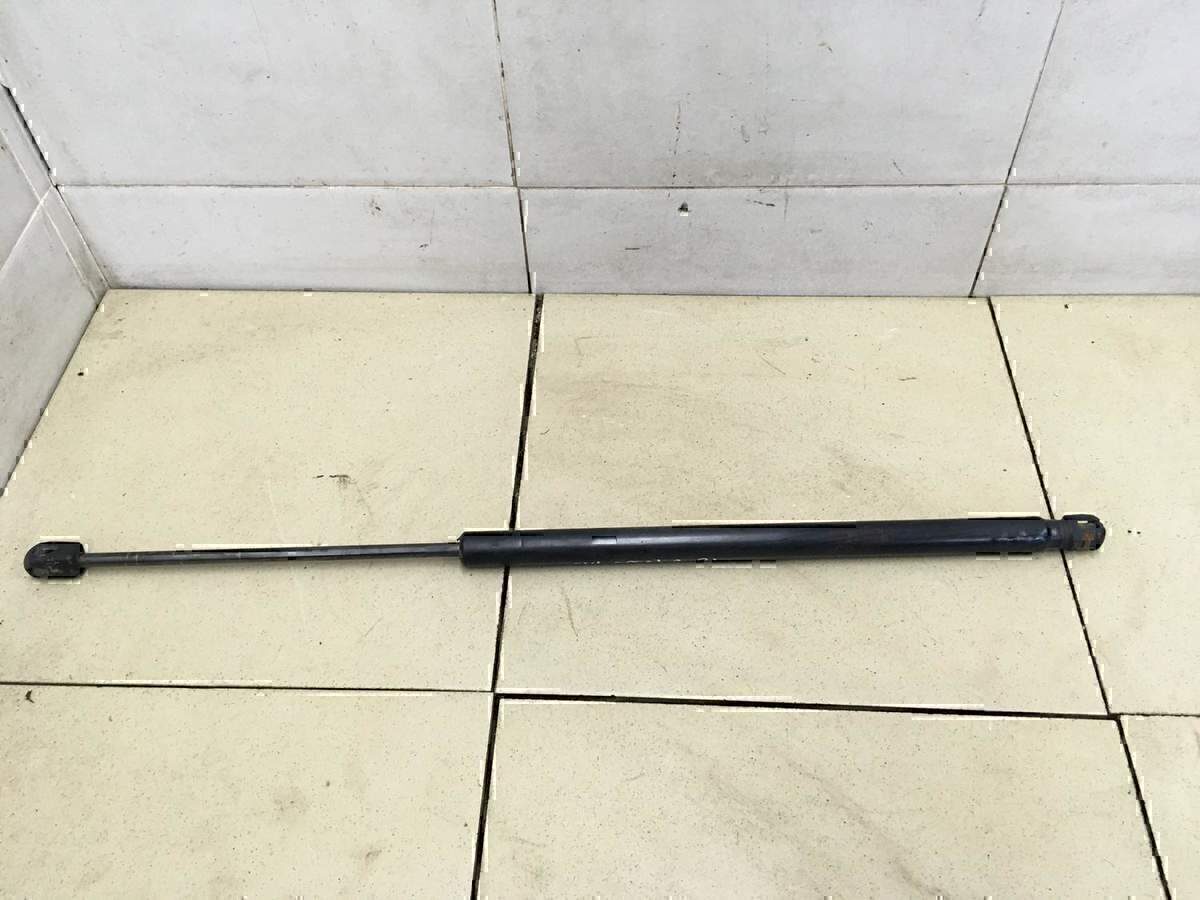 Амортизатор двери багажника KIA Sportage 2004-2010