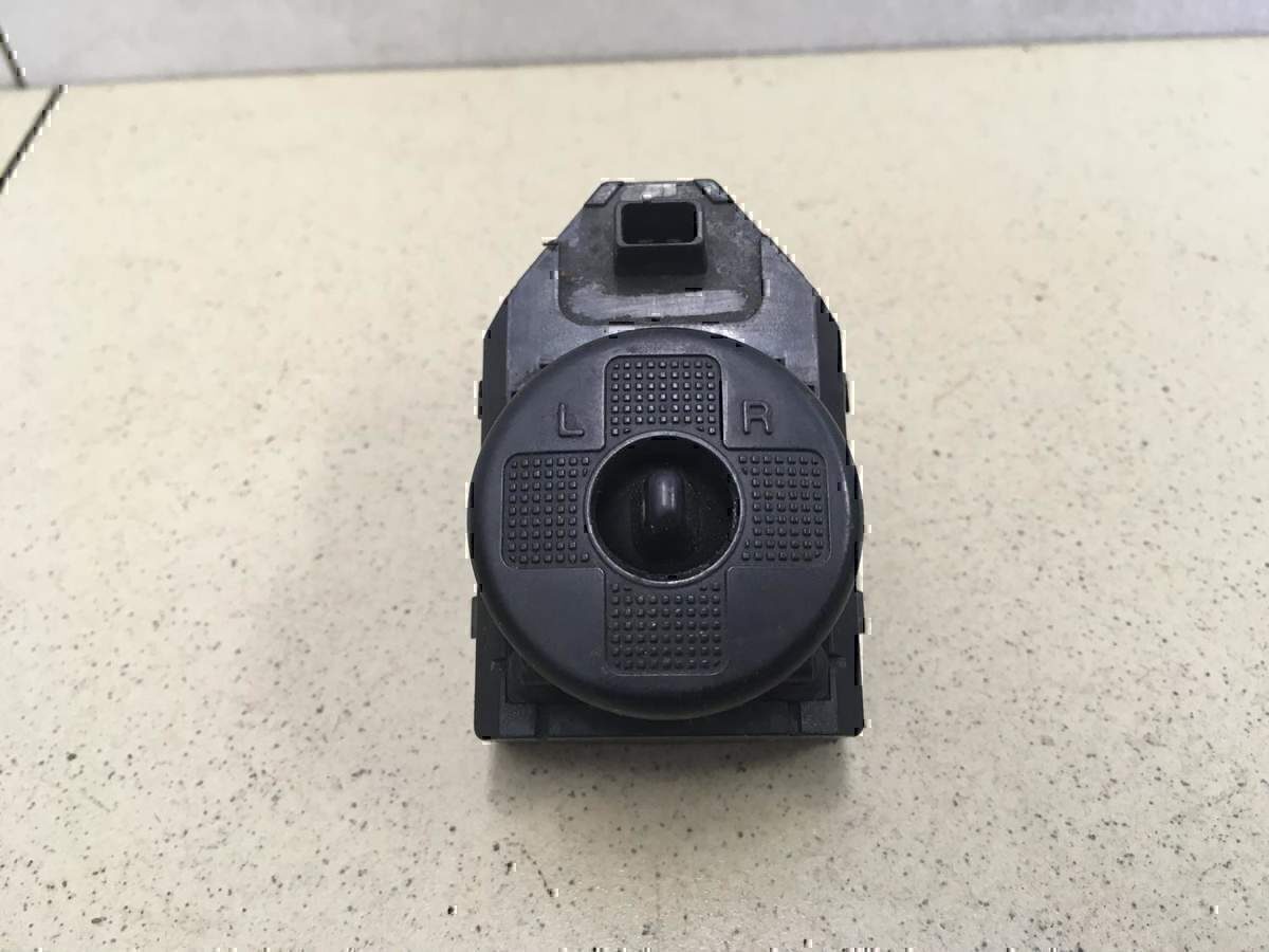 Переключатель регулировки зеркала KIA Sportage 2004-2010