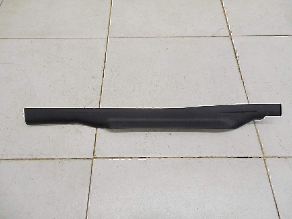 Обшивка стойки Land Rover Discovery IV 2009-2016