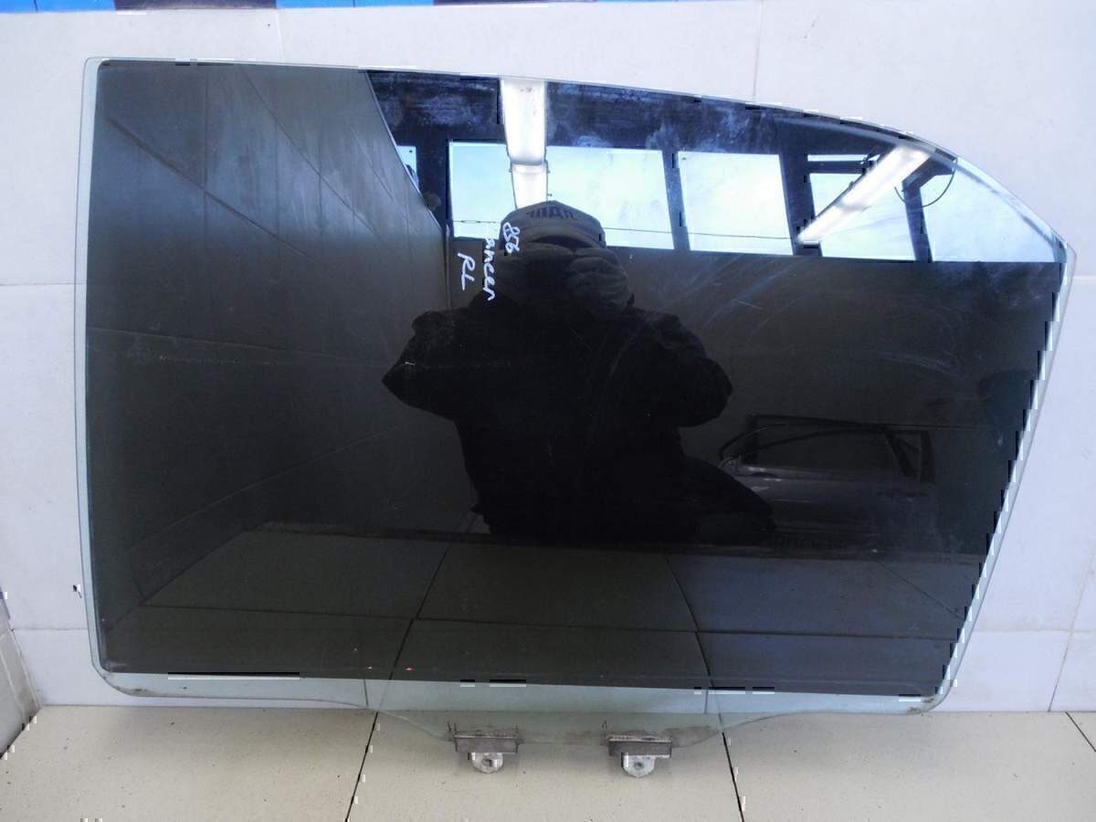 Стекло двери задней левой MITSUBISHI Lancer (CS/Classic) 2003-2006