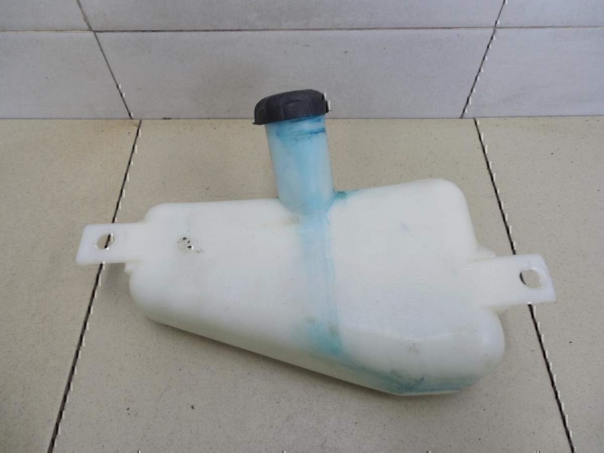 Бачок омывателя заднего стекла VAZ Chevrolet NIVA