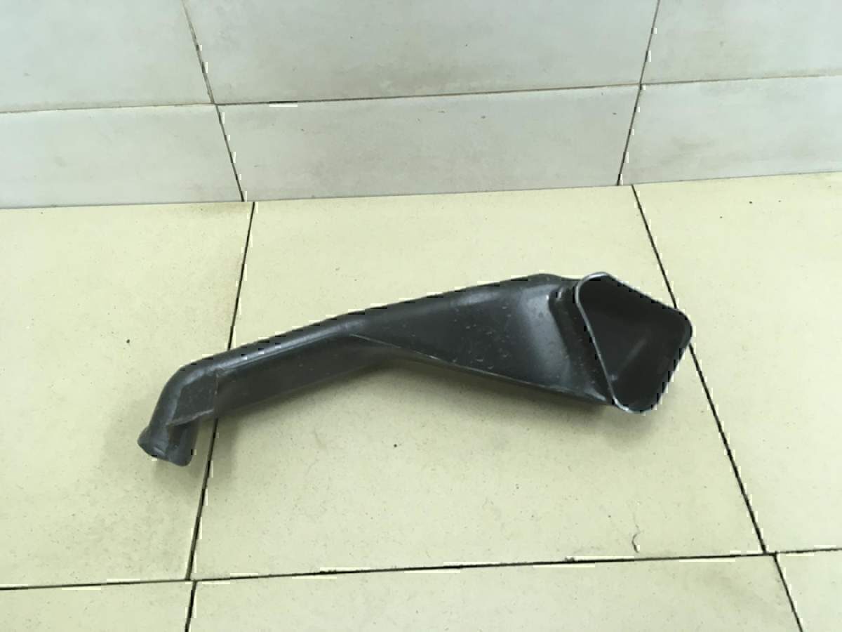 Воздуховод MITSUBISHI Lancer (CS/Classic) 2003-2006