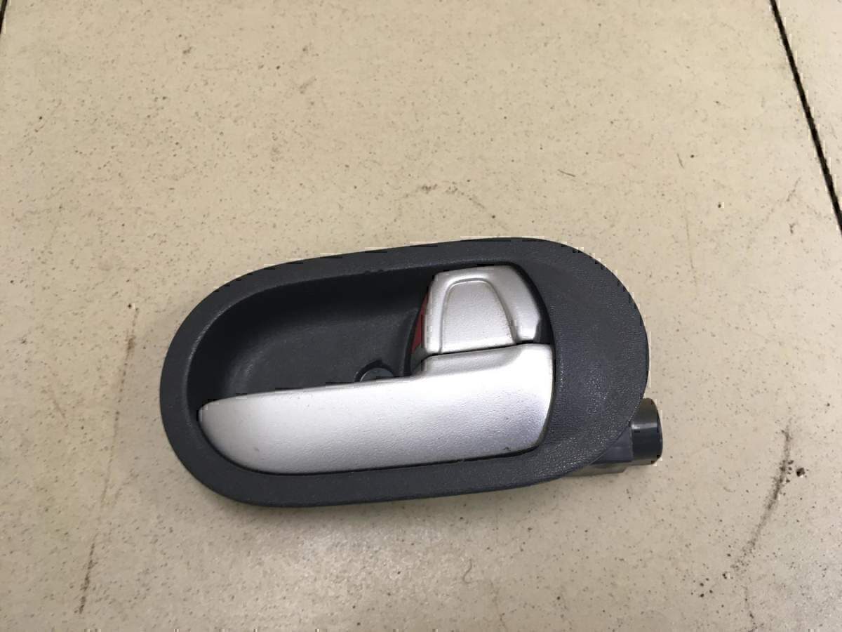 Ручка двери внутренняя правая MITSUBISHI Colt (Z3) 2004-2012