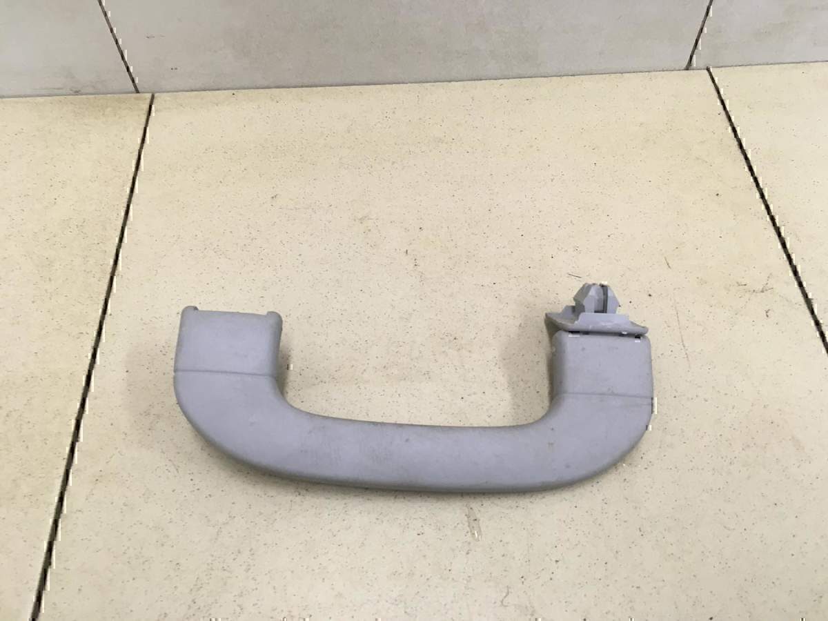 Ручка внутренняя потолочная MITSUBISHI Colt (Z3) 2004-2012