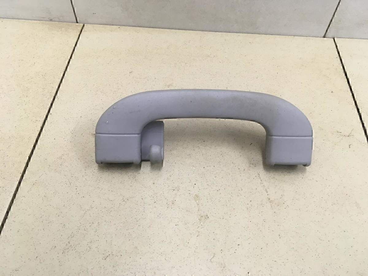 Ручка внутренняя потолочная MITSUBISHI Colt (Z3) 2004-2012