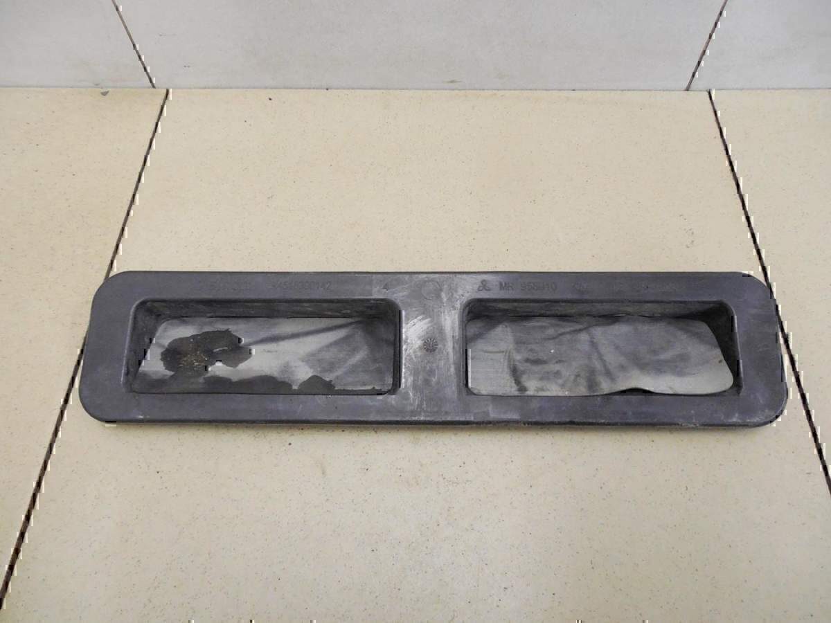 Решетка вентиляционная MITSUBISHI Colt (Z3) 2004-2012