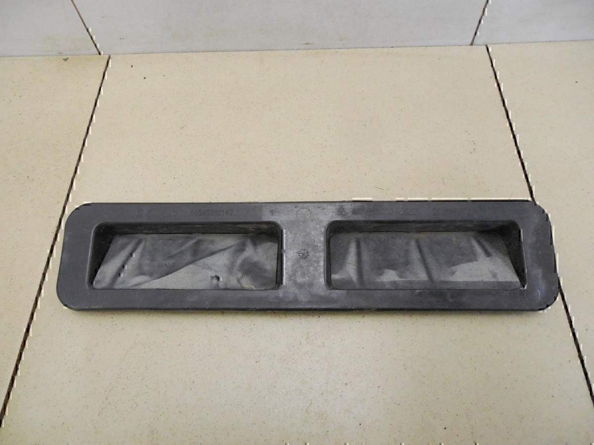 Решетка вентиляционная MITSUBISHI Colt (Z3) 2004-2012