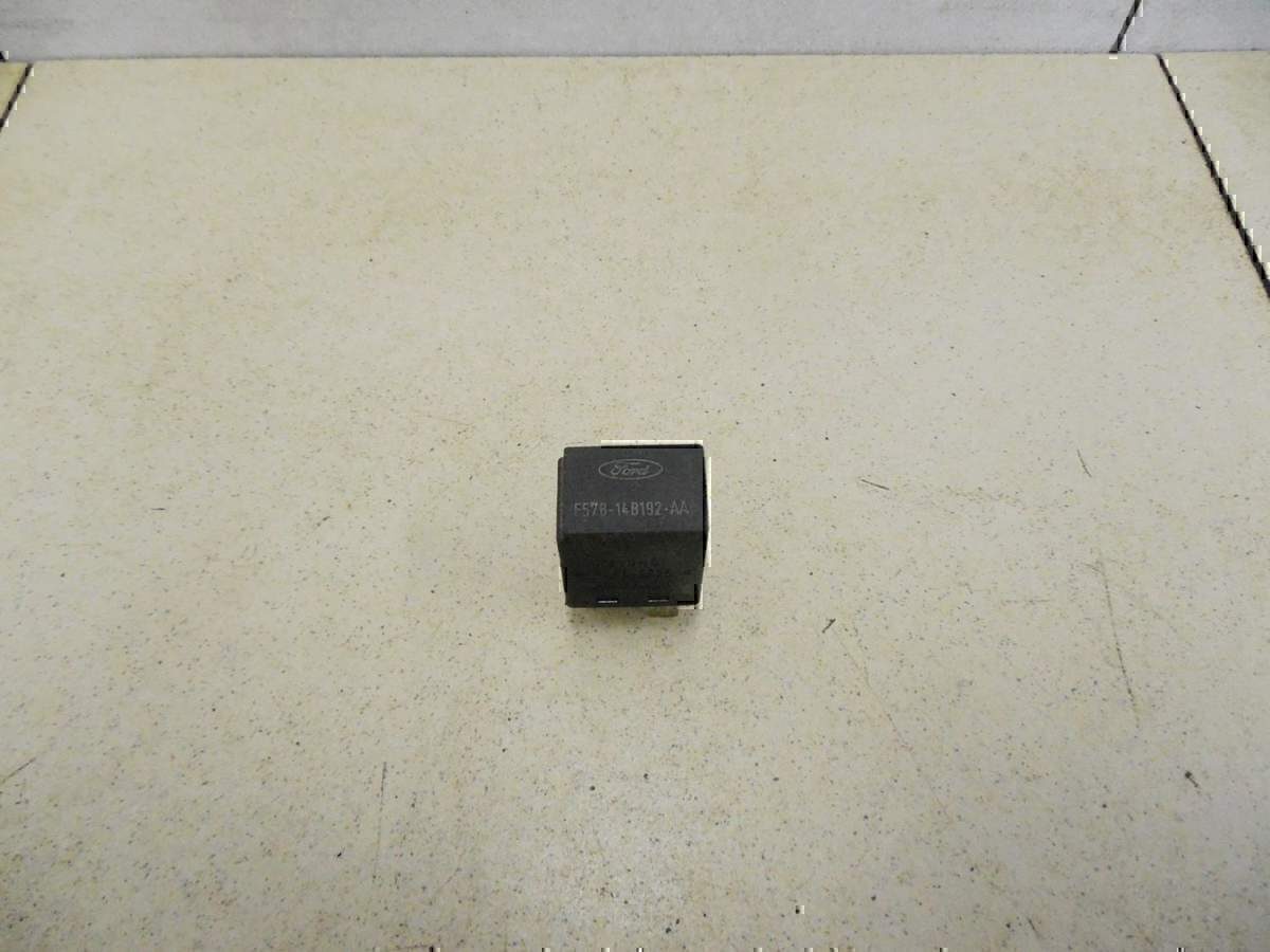 Реле FORD Fiesta 1995-2000