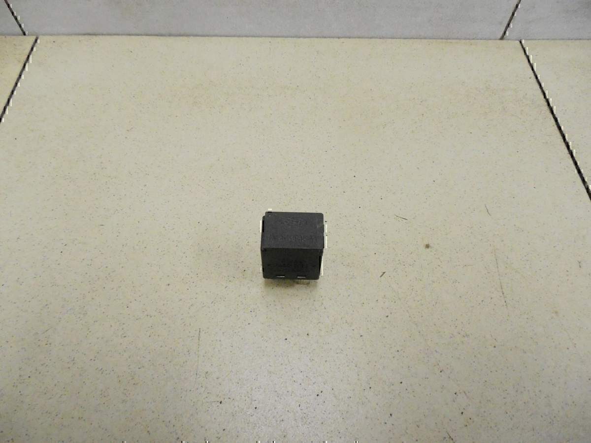 Реле FORD Fiesta 1995-2000