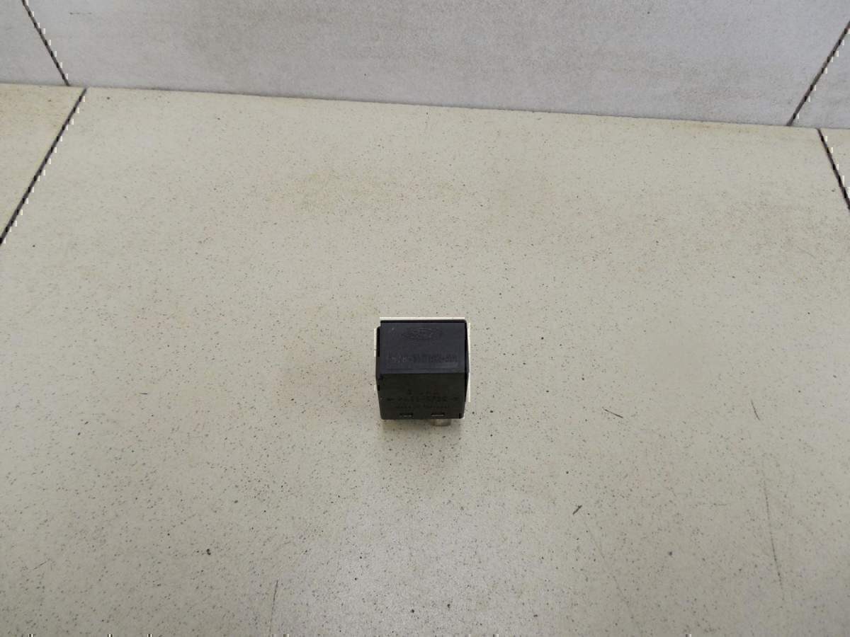 Реле FORD Fiesta 1995-2000