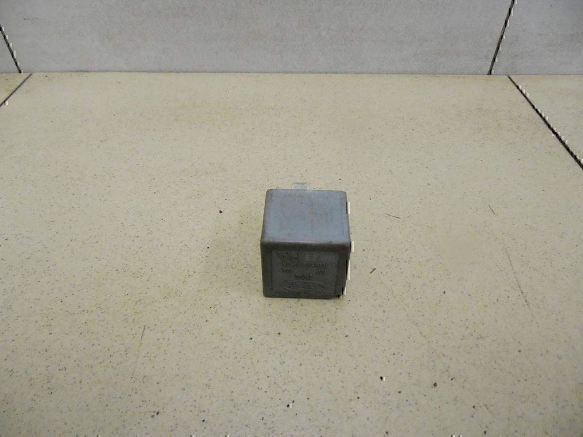 Реле FORD Fiesta 1995-2000