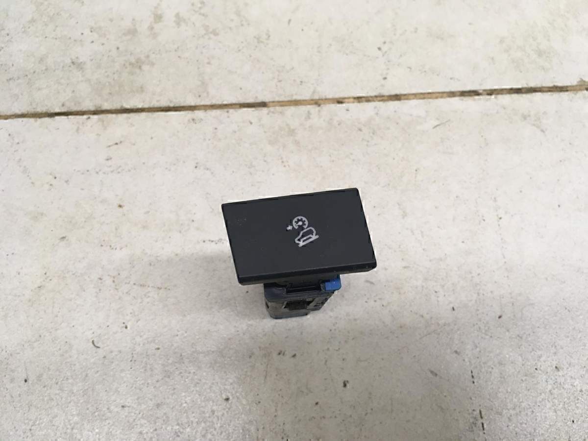 Кнопка многофункциональная GEELY EMGRAND X7 2013>