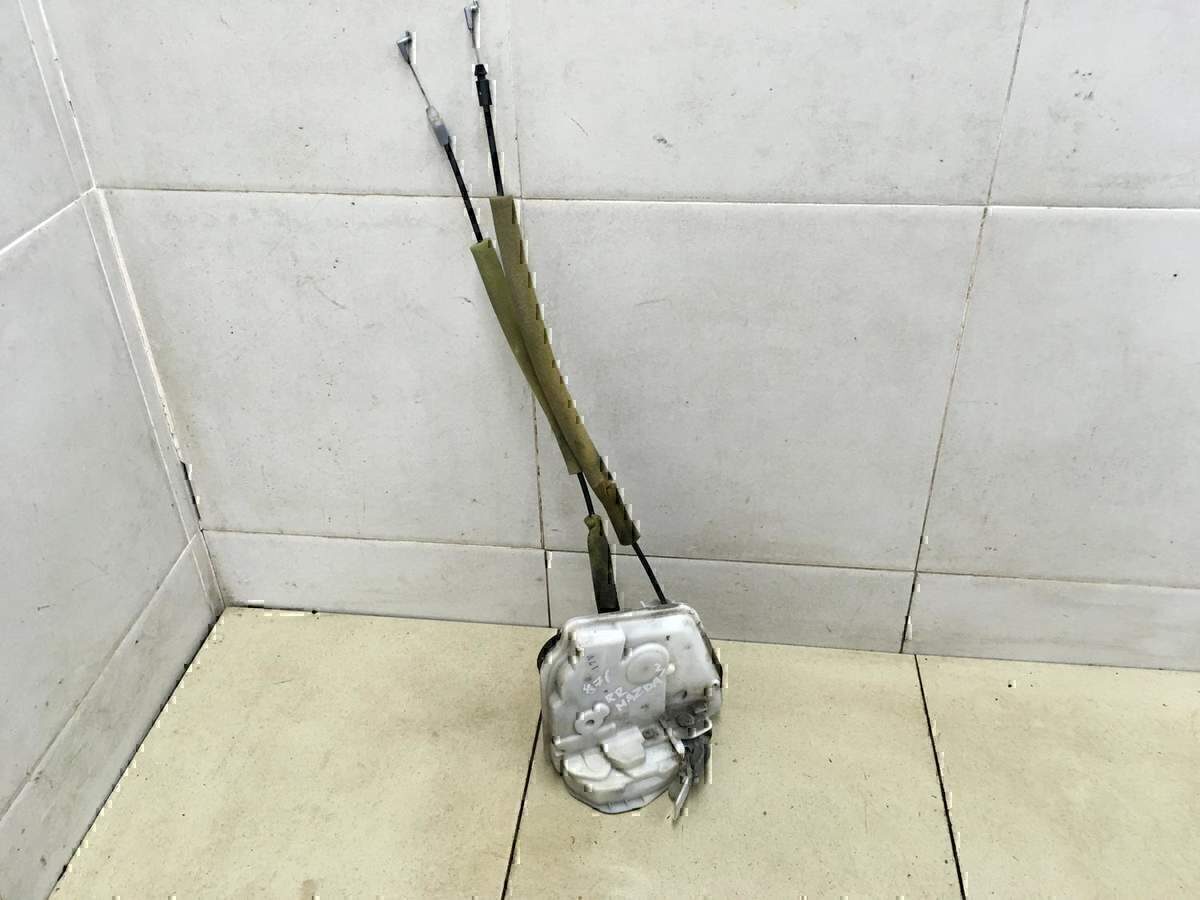 Замок двери задней правой