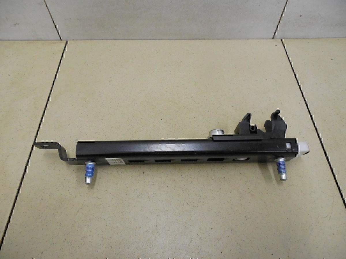 Механизм регулировки ремня безопасности OPEL Astra H / Family 2004-2015