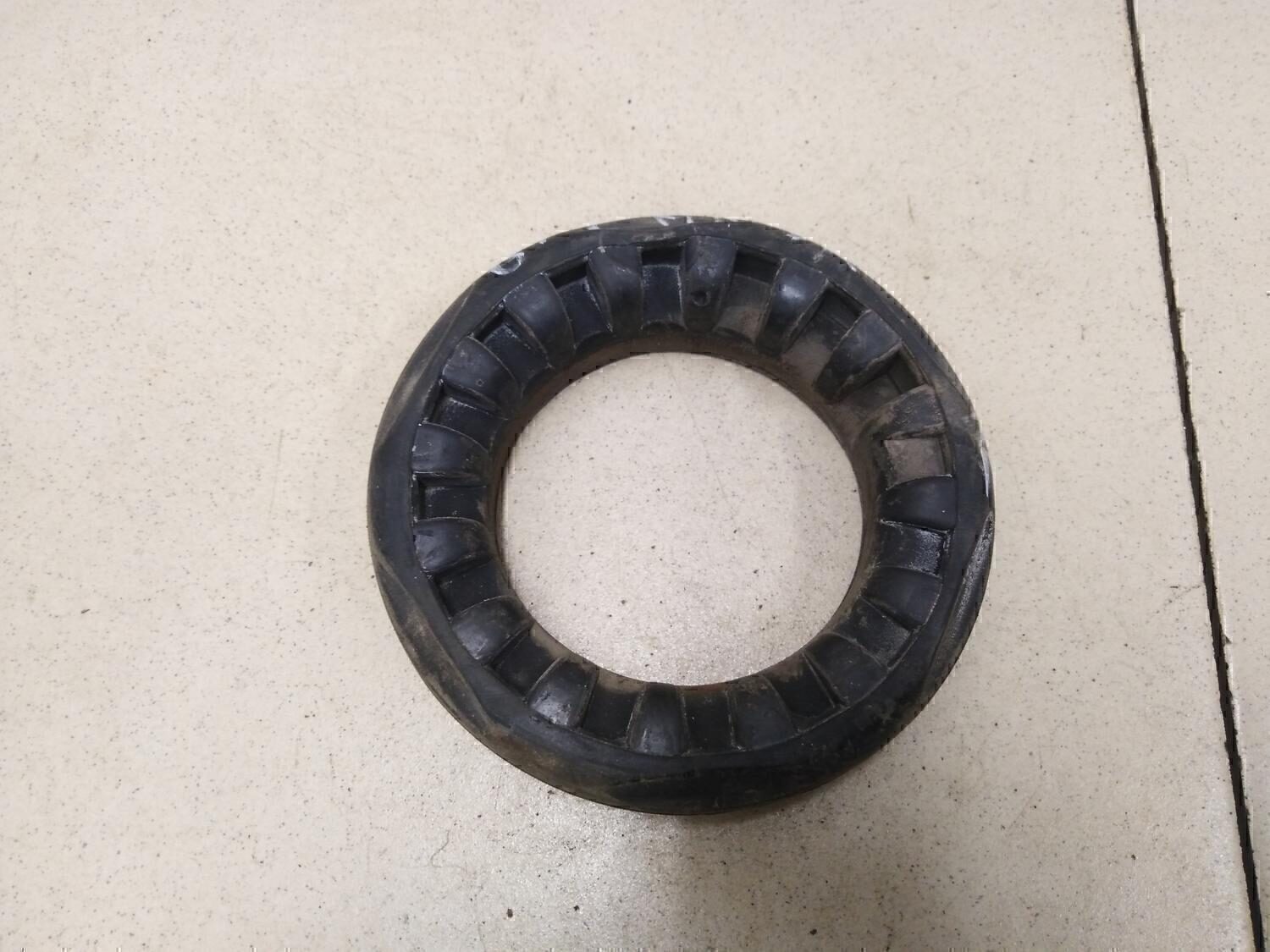 Опора задней пружины верхняя FORD Focus II 2005-2008