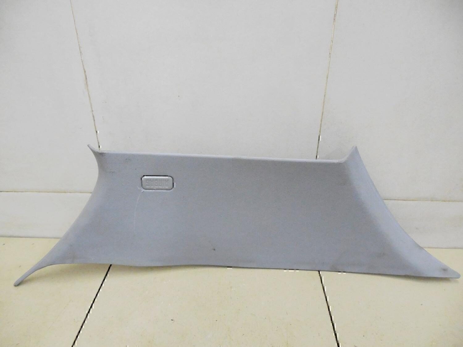 Обшивка стойки BMW 1-серия E87/E81 2004>