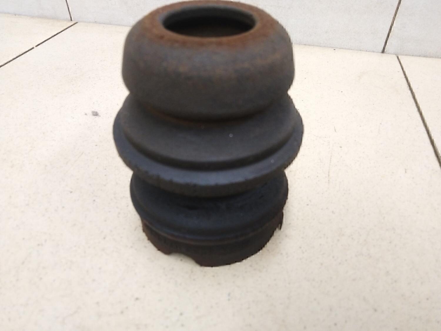 Отбойник переднего амортизатора BMW 1-серия E82/E88 2006>