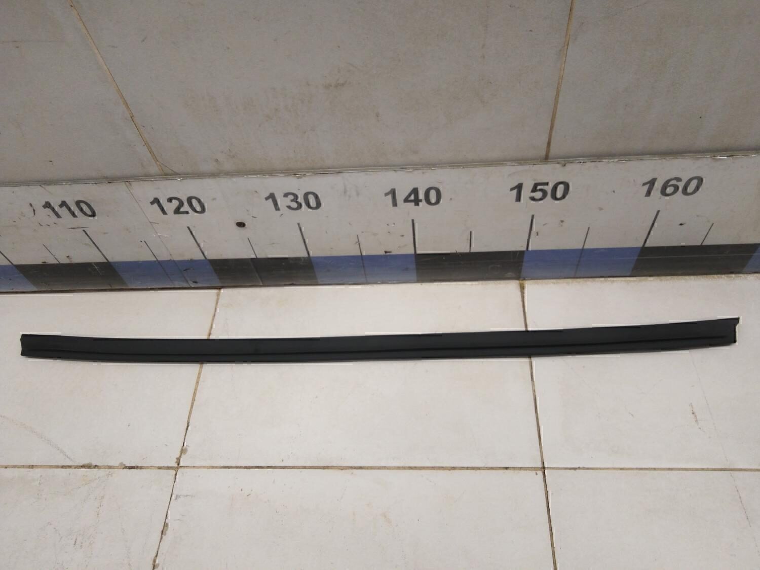 Накладка стекла заднего правого HYUNDAI Elantra 2006-2011