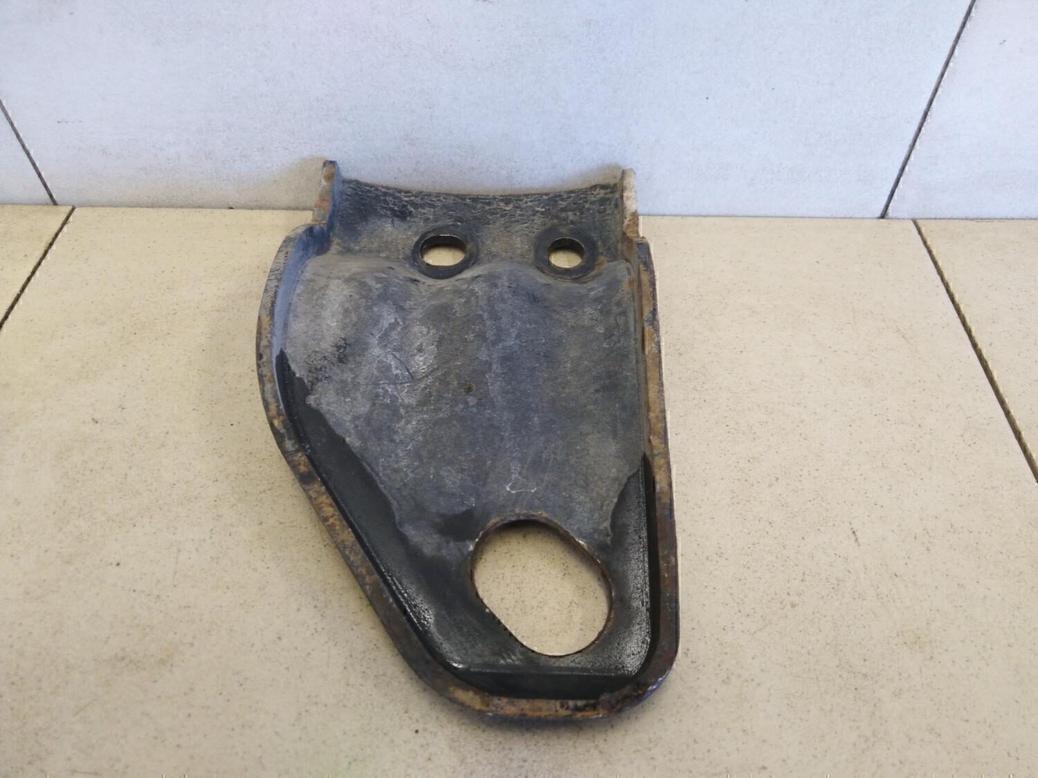 Кронштейн передней панели HYUNDAI Ceed 2007- 2012