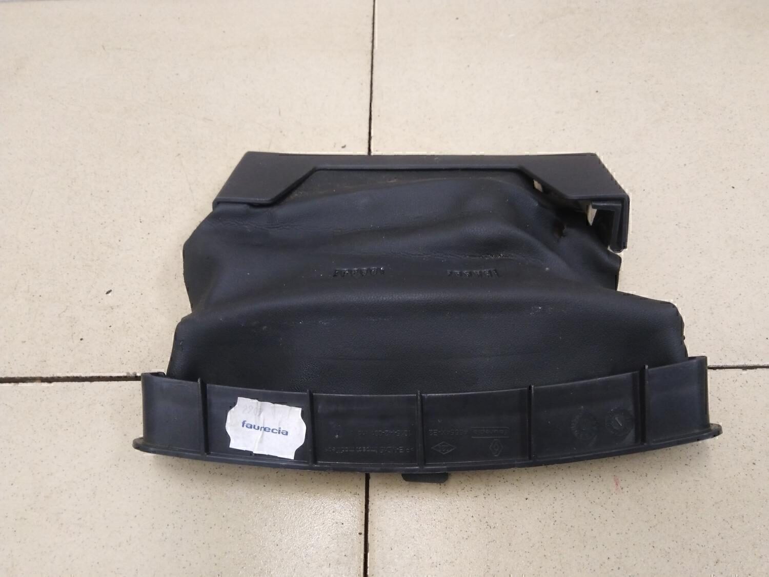 Кожух рулевой колонки верхний RENAULT Megane III 2009-2016